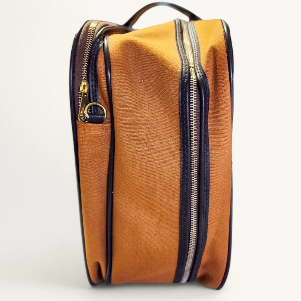 Vintage Carry On Suitcase Tan Brown Canvas Faux Leather 22in Travel 70s 80s‎